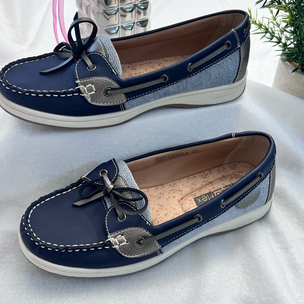 Navy and Gray Women's Loafers zs 37